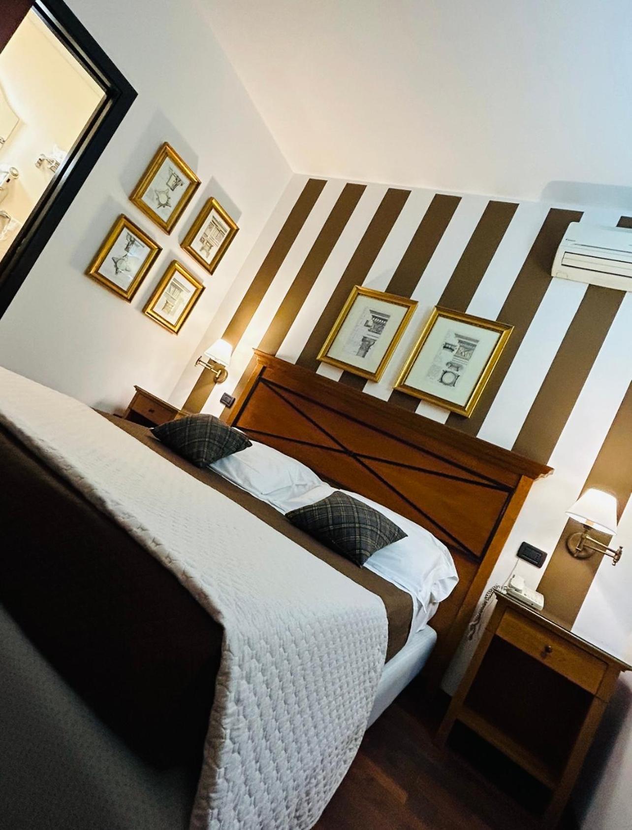 Hotel Florio Opera Palermo Central Екстер'єр фото