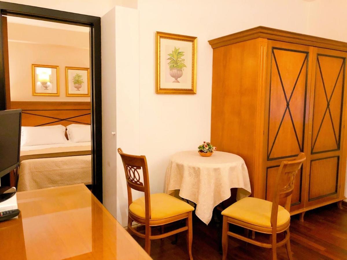 Hotel Florio Opera Palermo Central Екстер'єр фото